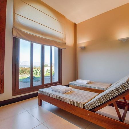 Grace Cafayate Hotel Exterior foto A room at the spa