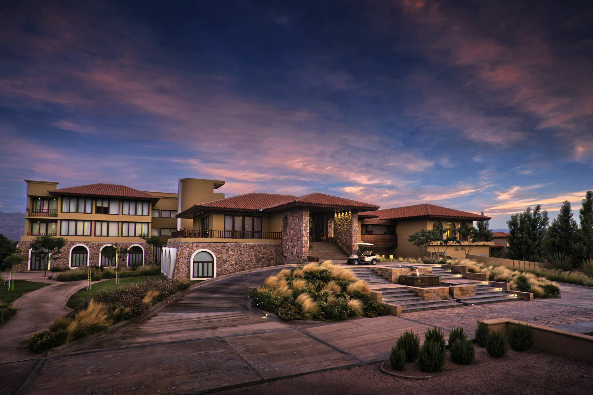 Grace Cafayate Hotel Exterior foto The Inn at Eagle Mountain